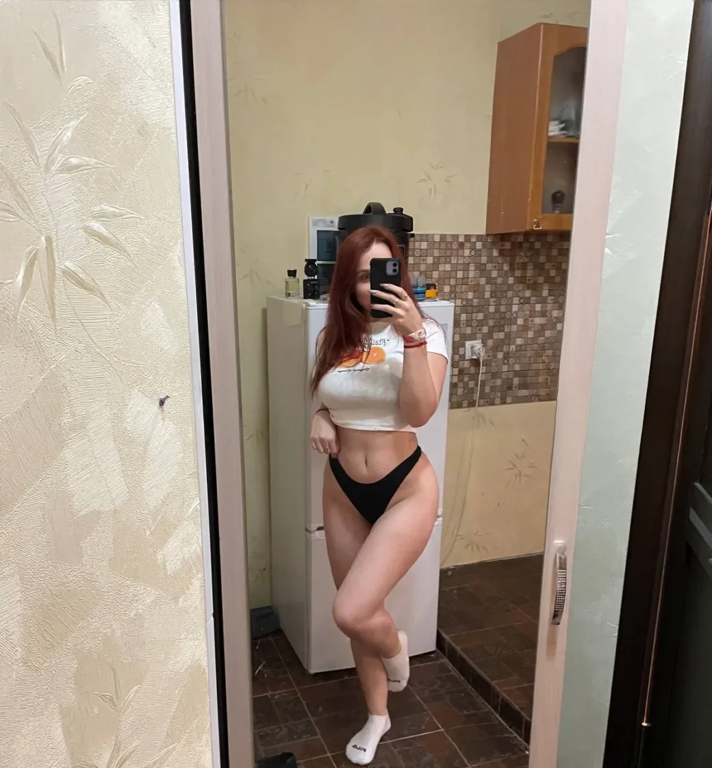 Alisa Fox thumbnail 5