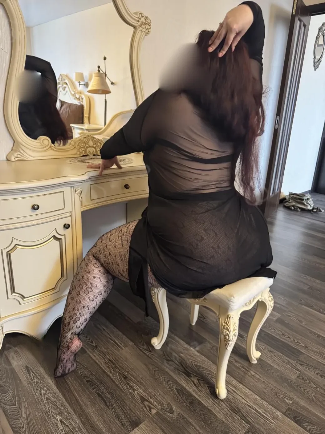 Zlata thumbnail 23