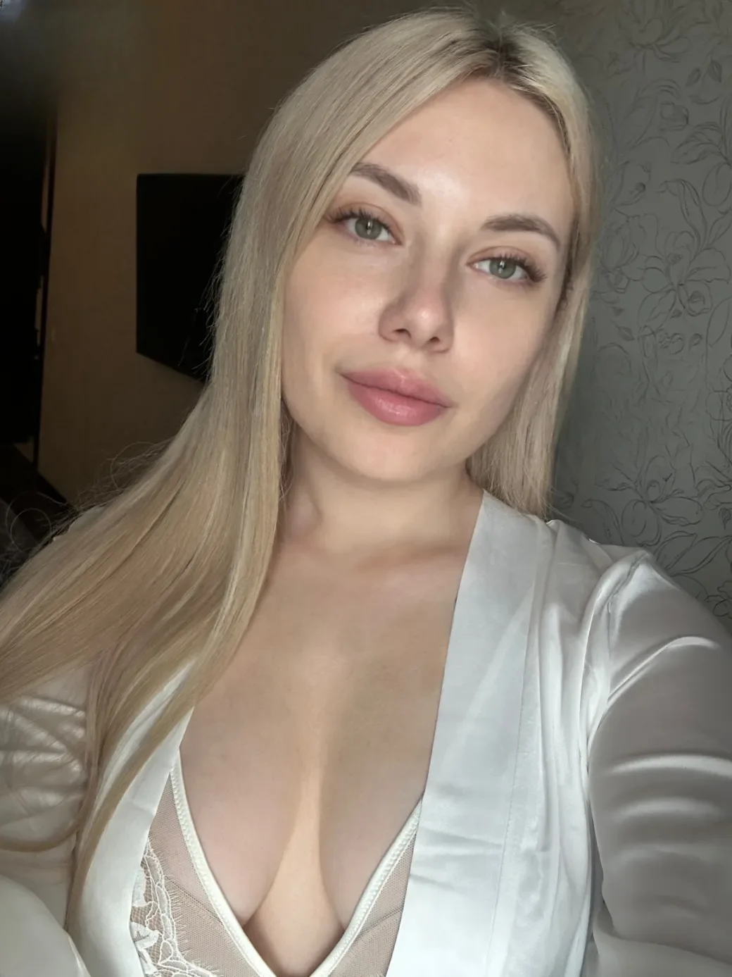 Anna thumbnail 5