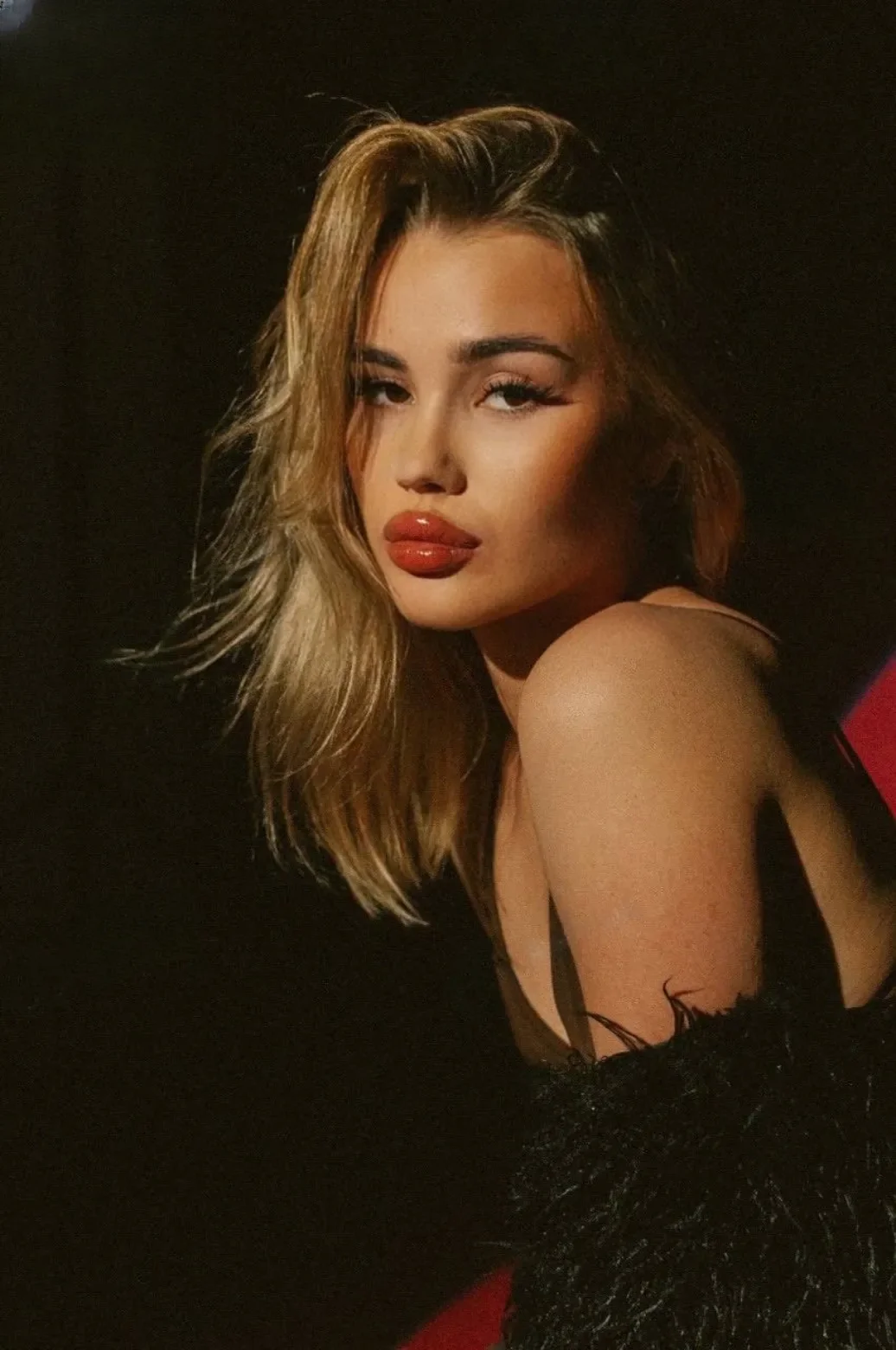 Veseniya thumbnail 25