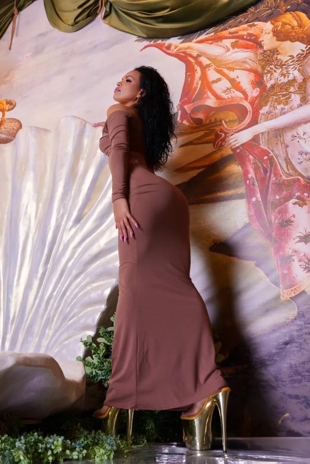 Alina thumbnail 5