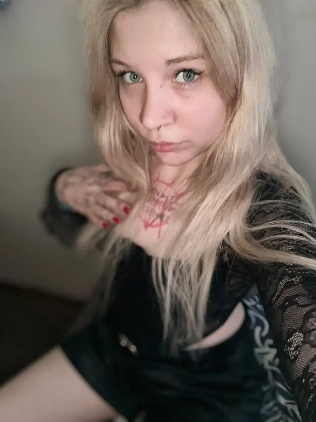 ELENOChKA thumbnail 4