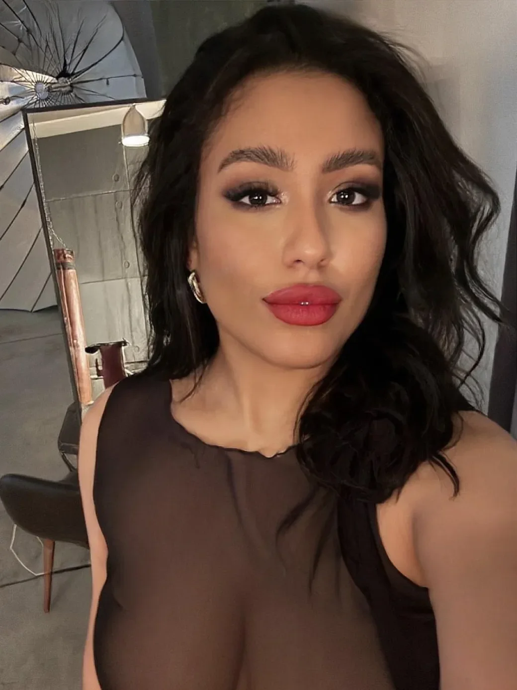 Jasmine thumbnail 3