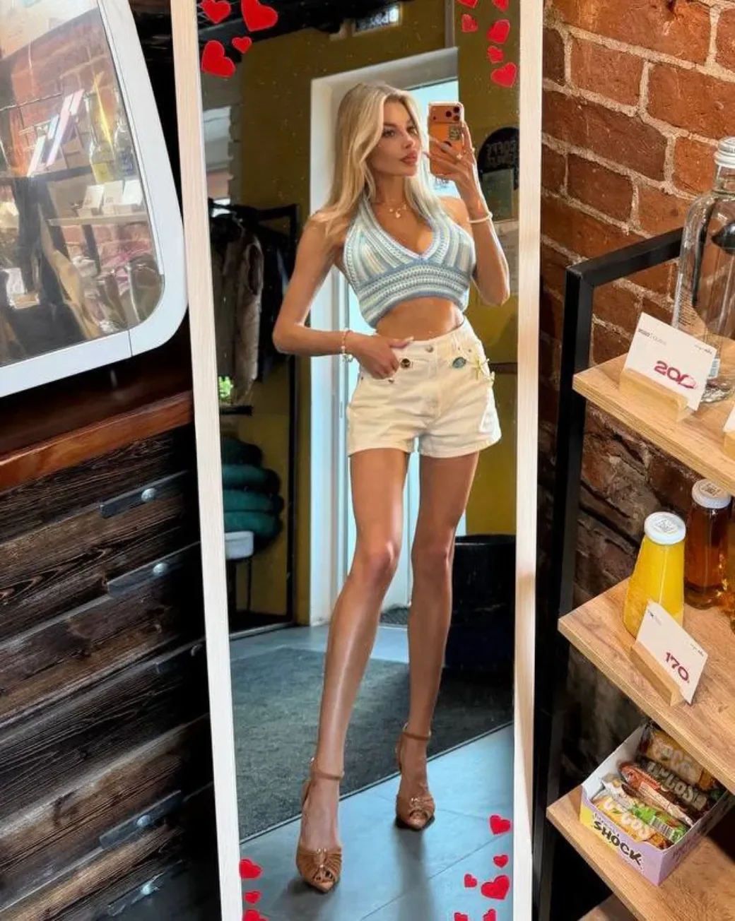 Alexa VIP thumbnail 24