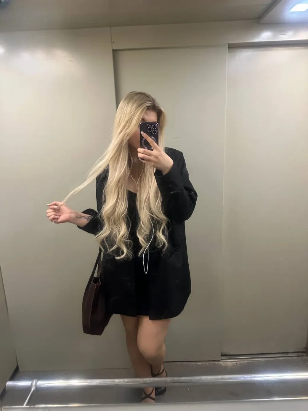 Polina thumbnail 25