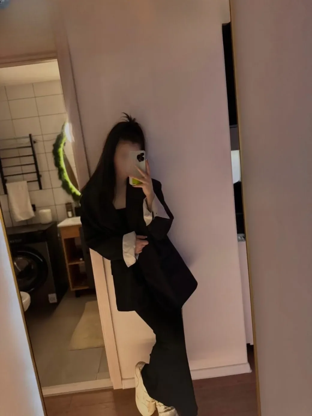 Chanel thumbnail 2