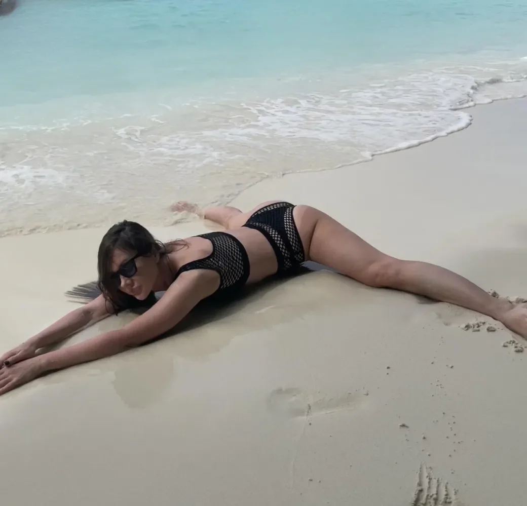 Eva thumbnail 6